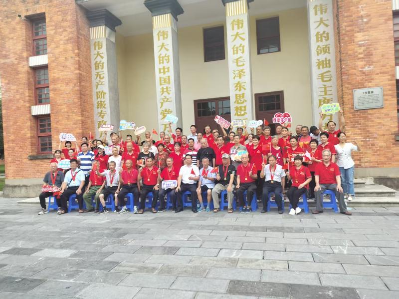 1e282abf38f4da6b28d602229447a201.jpg